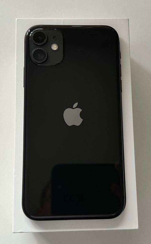 iPhone 11 64GB unlocked, used very good condition, everything works, 73% Battery Health