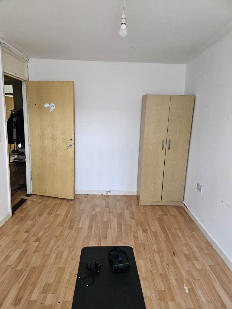 Spacious Room to Rent in 5-Bedroom Family Home – SE5