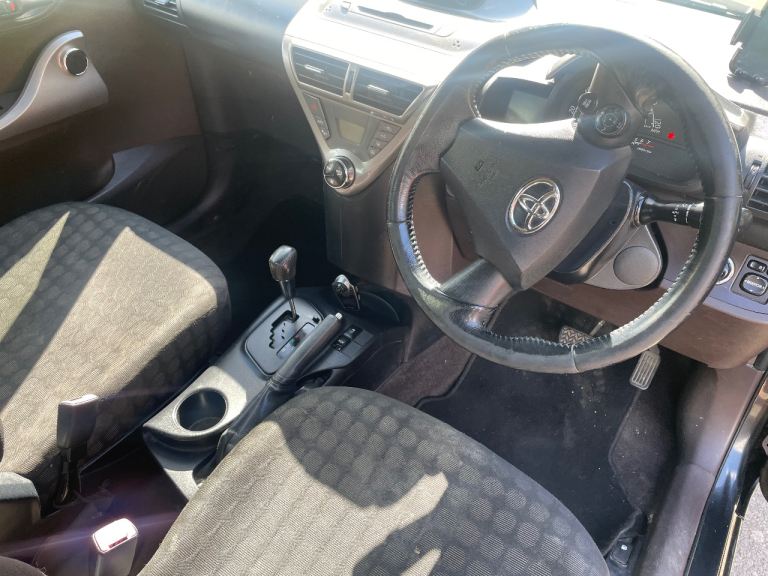 Toyota IQ automatic 