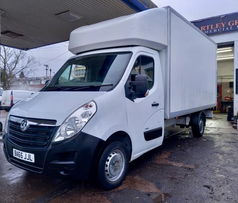 VAUXHALL MOVANO 14ft Luton LCV (2011 - 2019) 2016