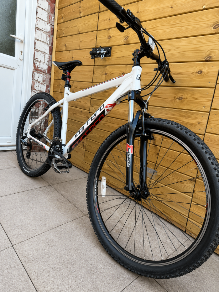 Carrera Valour 27.5” Mountain Bike – Great Condition