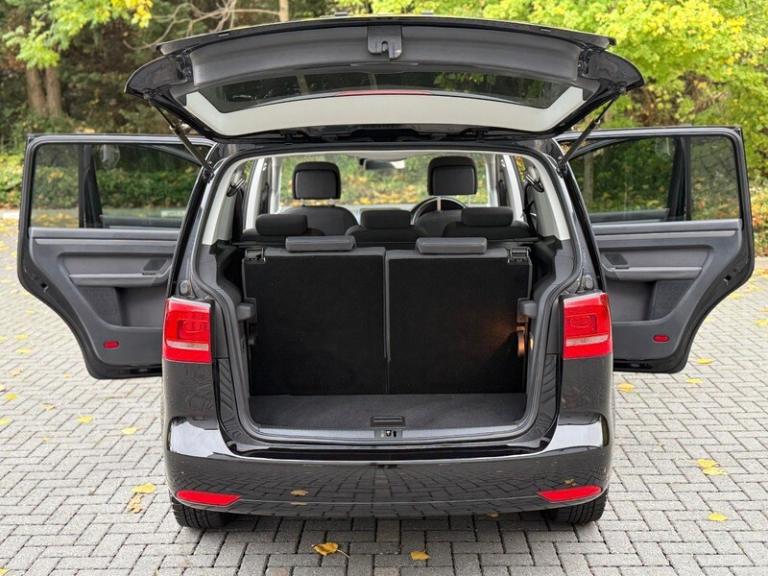 Volkswagen Touran 1.4 TSI SE DSG Euro 5 5dr