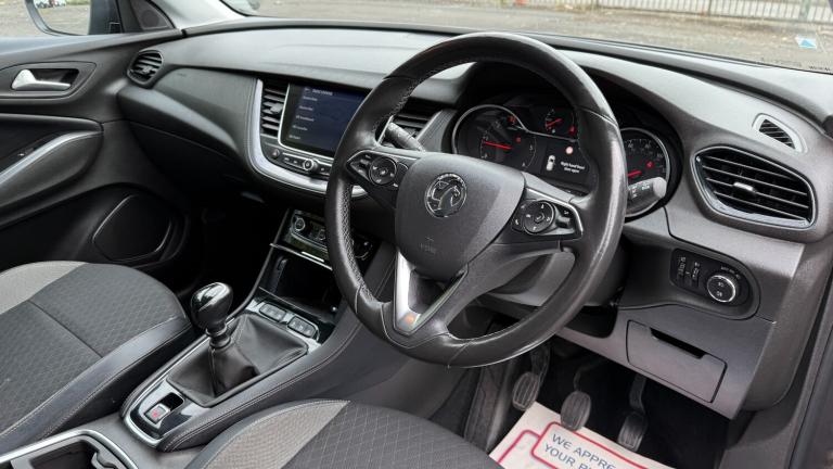 2018 Vauxhall Grandland X 1.5 Turbo D Tech Line Nav 5dr , Euro 6 , No VAT HATCHBACK Diesel Manual