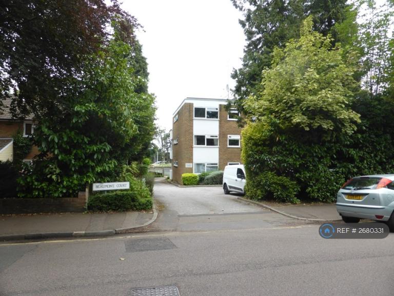 2 bedroom flat in Milton Road, Harpenden, AL5 (2 bed) (#2680331)