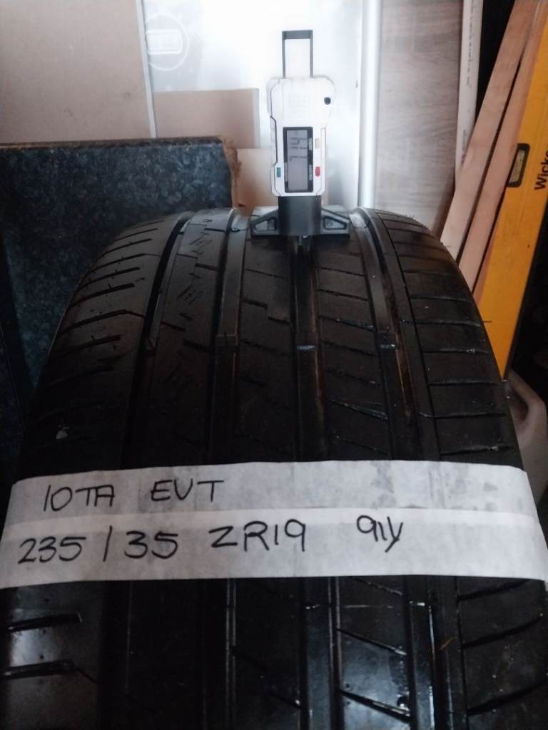 Part Worn Tyre - Iota EVT 235 35 ZR19 91Y
