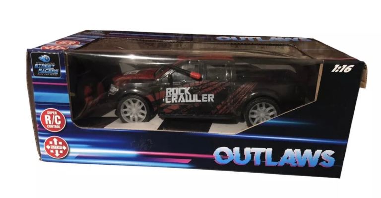 NEW - Street racers 4x4 rock crawler RC car. 