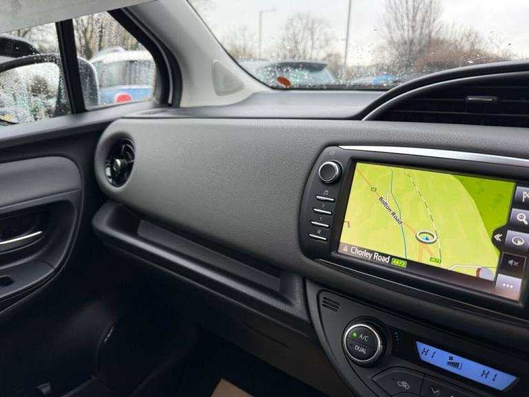 2018 Toyota Yaris 1.5 Hybrid Icon Tech 5dr CVT HATCHBACK PETROL/ELECTRIC Automatic