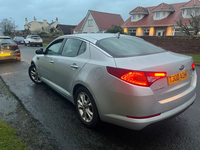 Kia, OPTIMA, Saloon, 2013, Manual, 1685 (cc), 4 doors