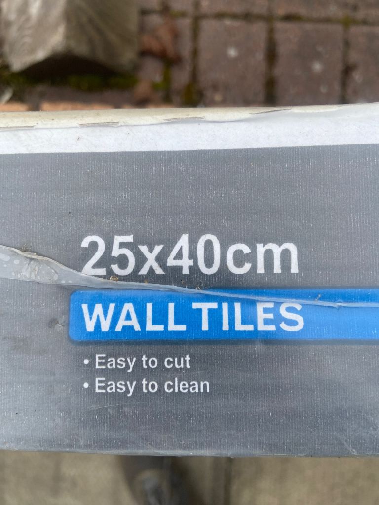 Free white wall tiles