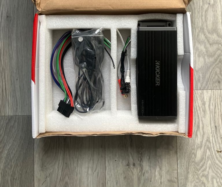 Kicker KEY200.4 Smart 4-Channel Amplifier – Auto DSP Tuning – Boxed