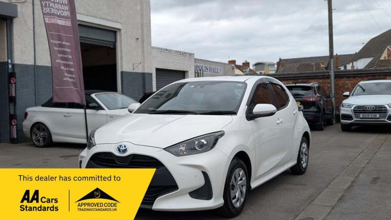 2026 Toyota Yaris 1.5 VVT-h Icon E-CVT Euro 6 (s/s) 5dr Petrol/Electric Hybrid Automatic