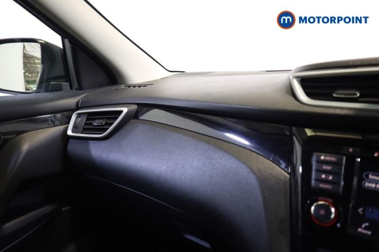 2020 Nissan Qashqai 1.3 DiG-T 160 Acenta Premium 5dr HATCHBACK PETROL Manual