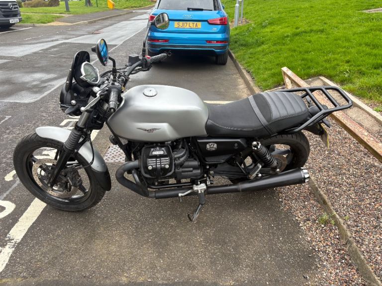 Moto Guzzi v7 IV, 2022