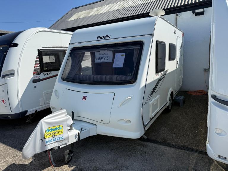 Elddis Xplore 304 Compact Lightweight 4 Berth Side Dinette Rear Washroom