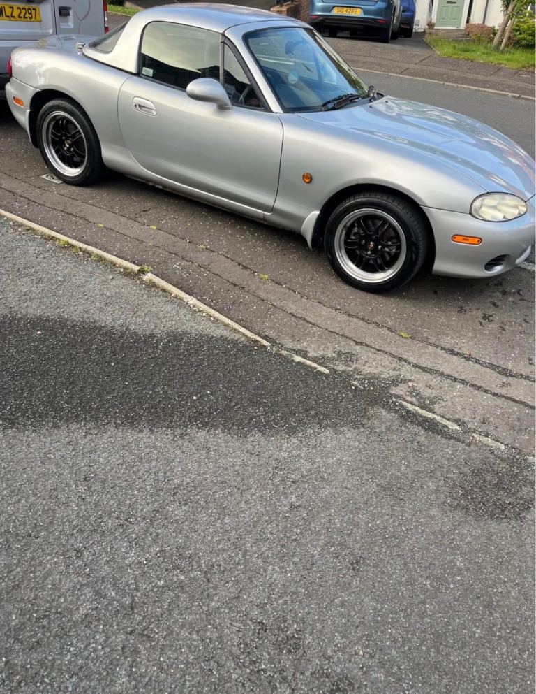 Mazda, MX-5, Convertible, 2005, Manual, 1839 (cc), 2 doors