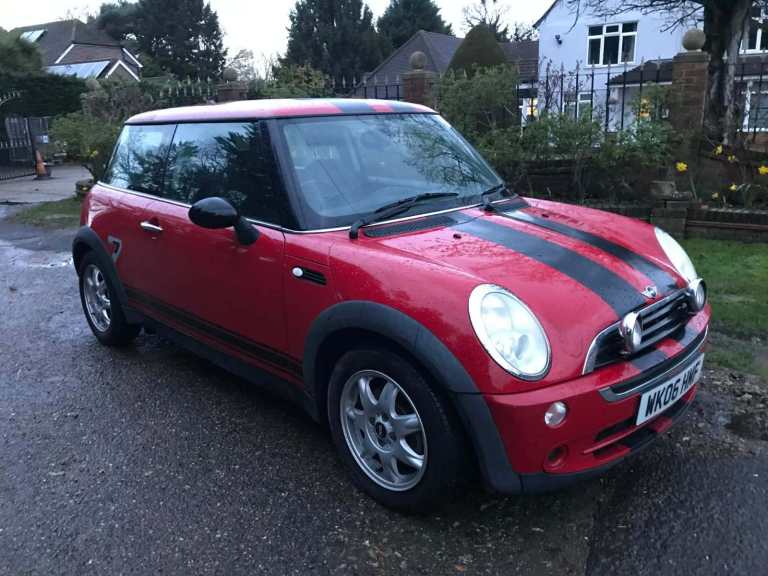 Mini One Seven 2006 1.6 rare special edition 61,00 miles mot 5 months drives really well 