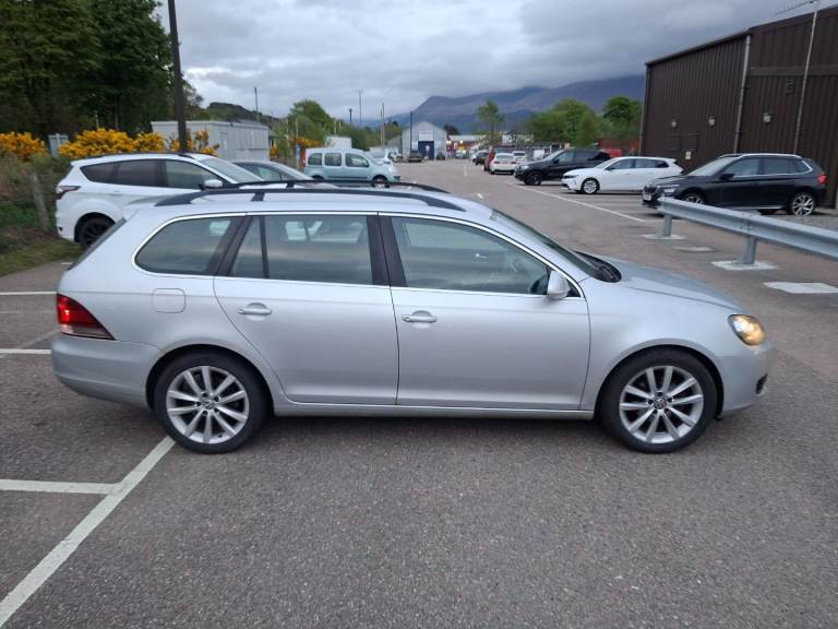 Volkswagen, GOLF, Estate, 2012, Manual, 1598 (cc), 5 doors