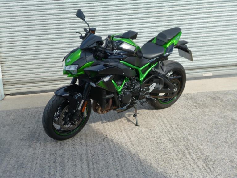 2022 Kawasaki Z H2 Super Charged ZR 1000 Superbike Petrol Manual