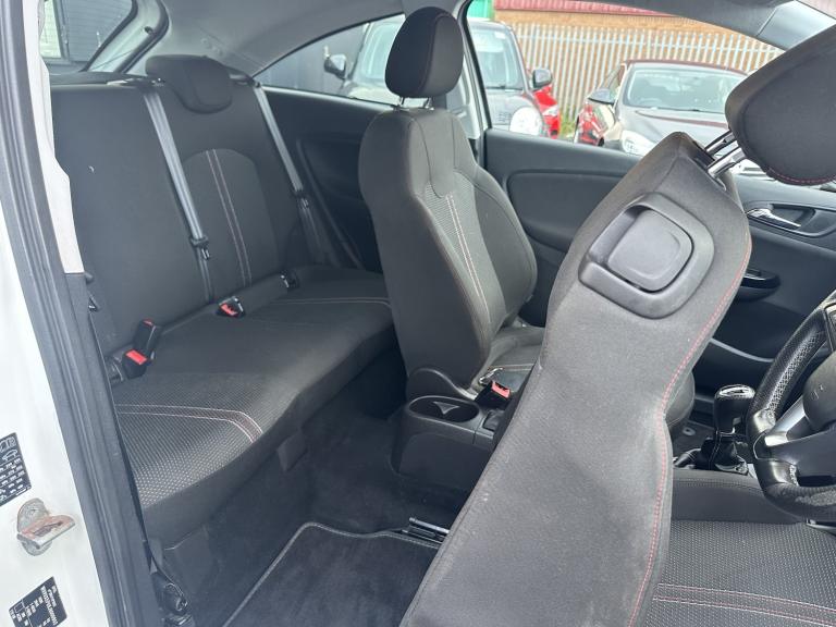 VAUXHALL CORSA 1.4 i Turbo White Edition 2017