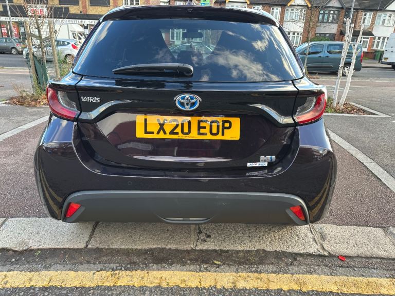 TOYOTA YARIS Hybrid 2020