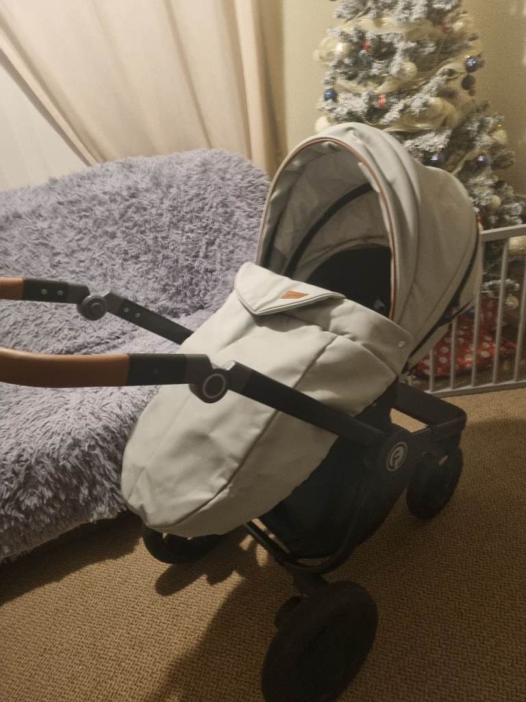 VERDI BABIES  3 IN 1 STROLLER 