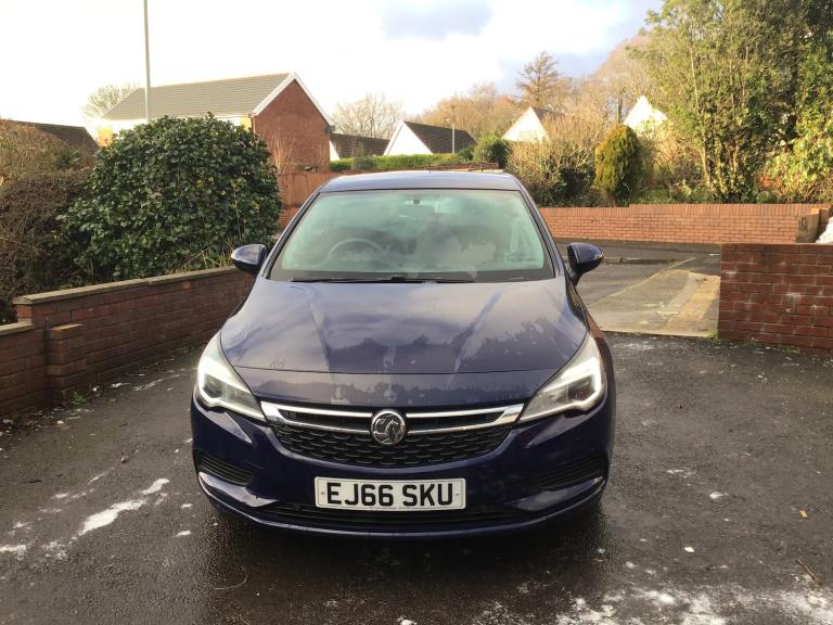 2017 Vauxhall Astra 1.6 CDTi 16V Design 5dr HATCHBACK Diesel Manual