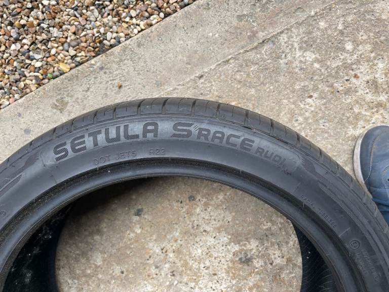 225/45 ZR19 96Y extra load tyre with 6mm tread - Rotalla Setula S race RU01