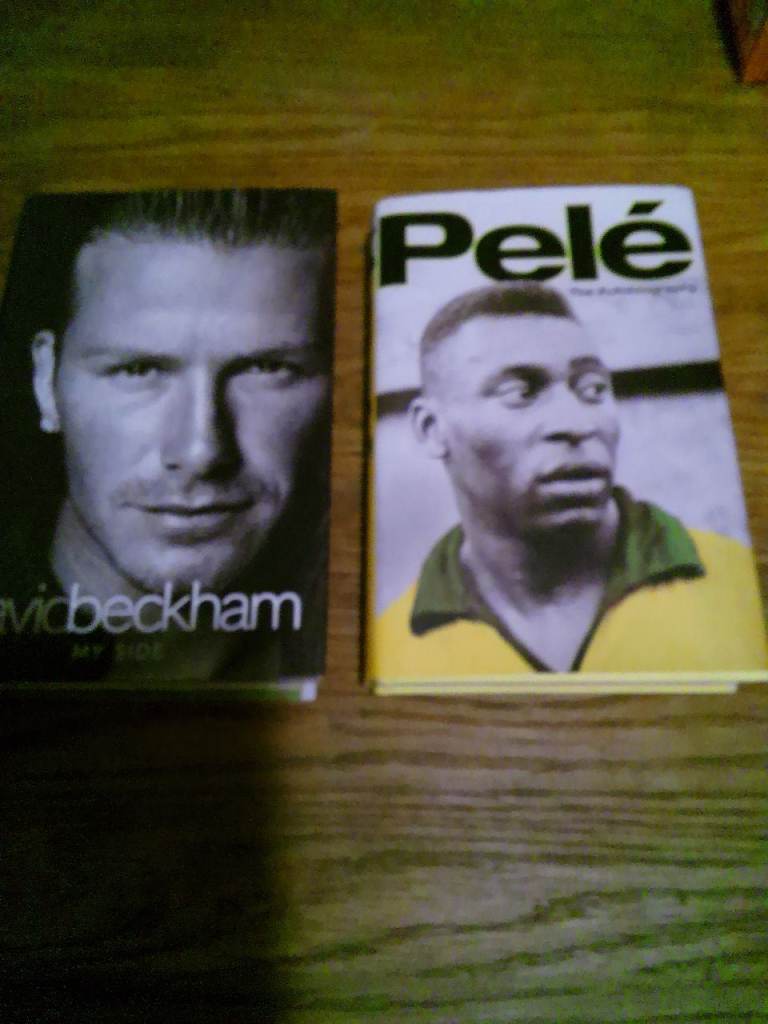 Football legends autobiographies.PELE AND BECKHAM.