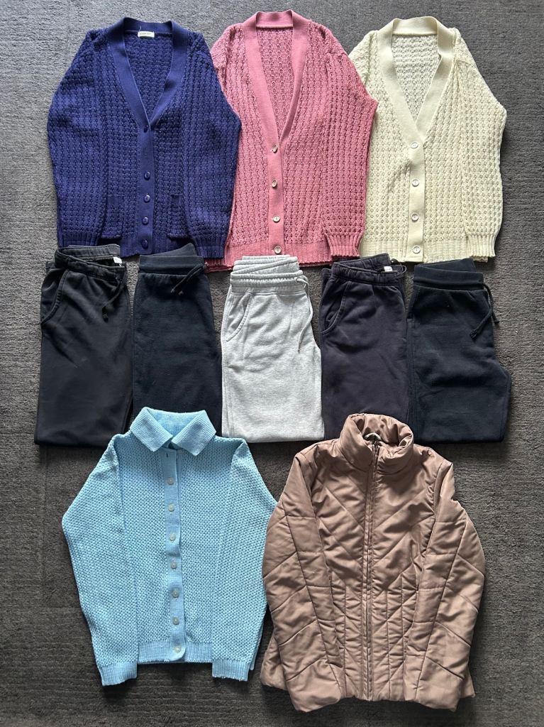 Woman’s Clothing Bundle: Sizes XS, S, 6-8, 10