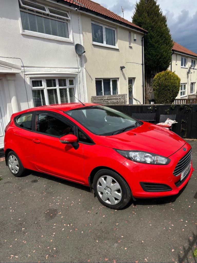 Ford, FIESTA, Hatchback, 2015, Manual, 1498 (cc), 3 doors