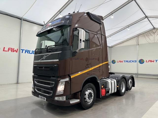 Volvo FH 460 GTXL 6x2 Rear Lift Tractor Unit