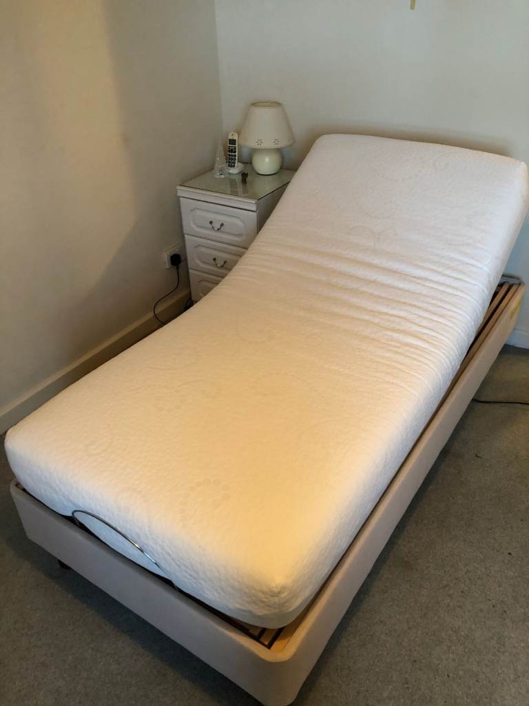 Single Riser Bed in excellent condition