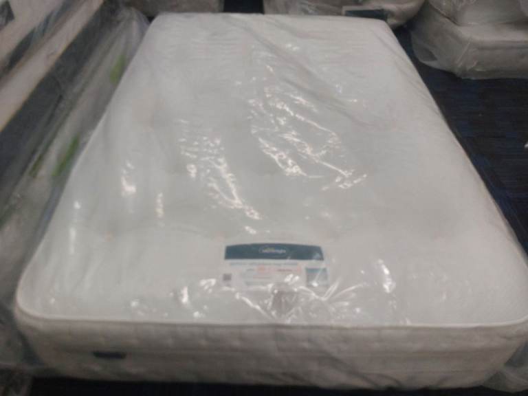 NEW 4.6ft Double Silentnight Geltex Ultra boxtop 4000 pocket Mattress
