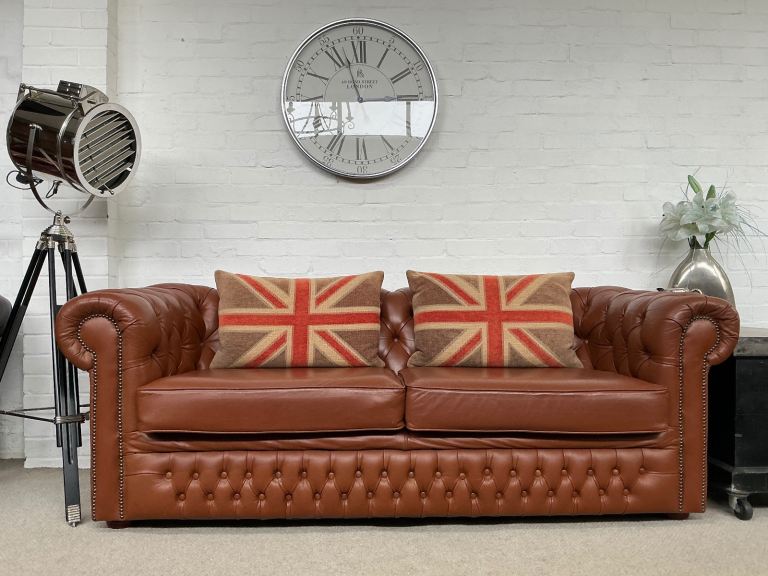image for Saddle tan 3 seater Chesterfield sofa. VGC. Can deliver. 
