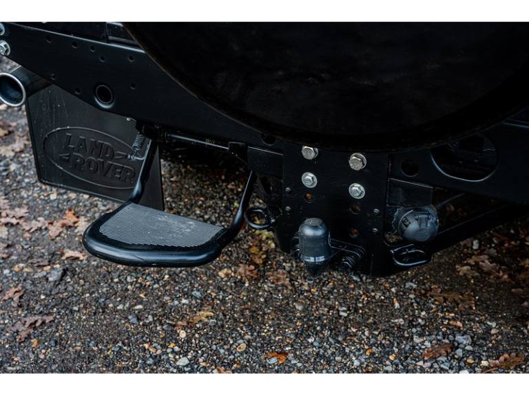 2014 Land Rover Defender XS Station Wagon TDCi [2.2] WINDOW VAN DIESEL Manual