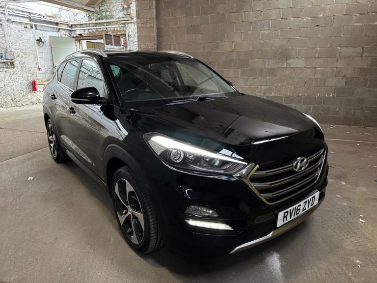 2016 Hyundai TUCSON 2.0 CRDi Blue Drive Premium 5dr 2WD ESTATE Diesel Manual
