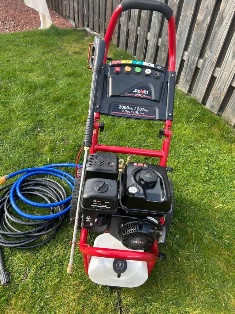 ** PRACTICALLY NEW ** Petrol Pressure Washer