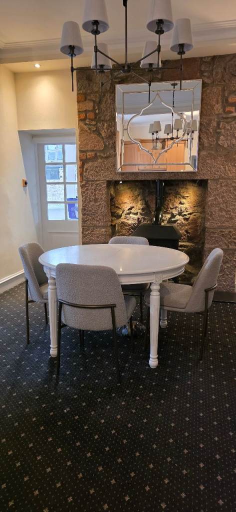 White Extendable Dining Table