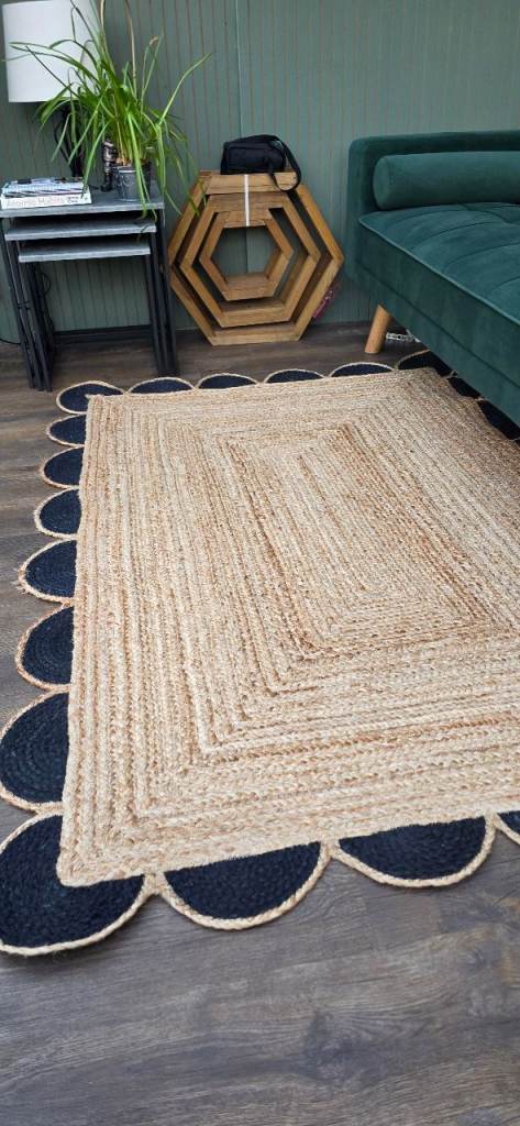 SO'HOME Rectangular jute area rug 