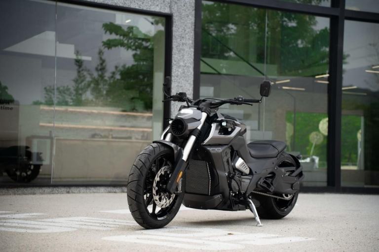Benda LFC 700 Pro *Air suspension*