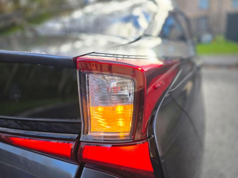  Toyota Prius 1.8 VVT-h Excel Hatchback 5dr Petrol Hybrid CVT Euro 6 (s/s) (122 ps) Petrol/Electr...