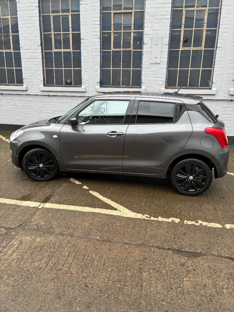 Suzuki, SWIFT, Hatchback, 2017, Manual, 998 (cc), 5 doors
