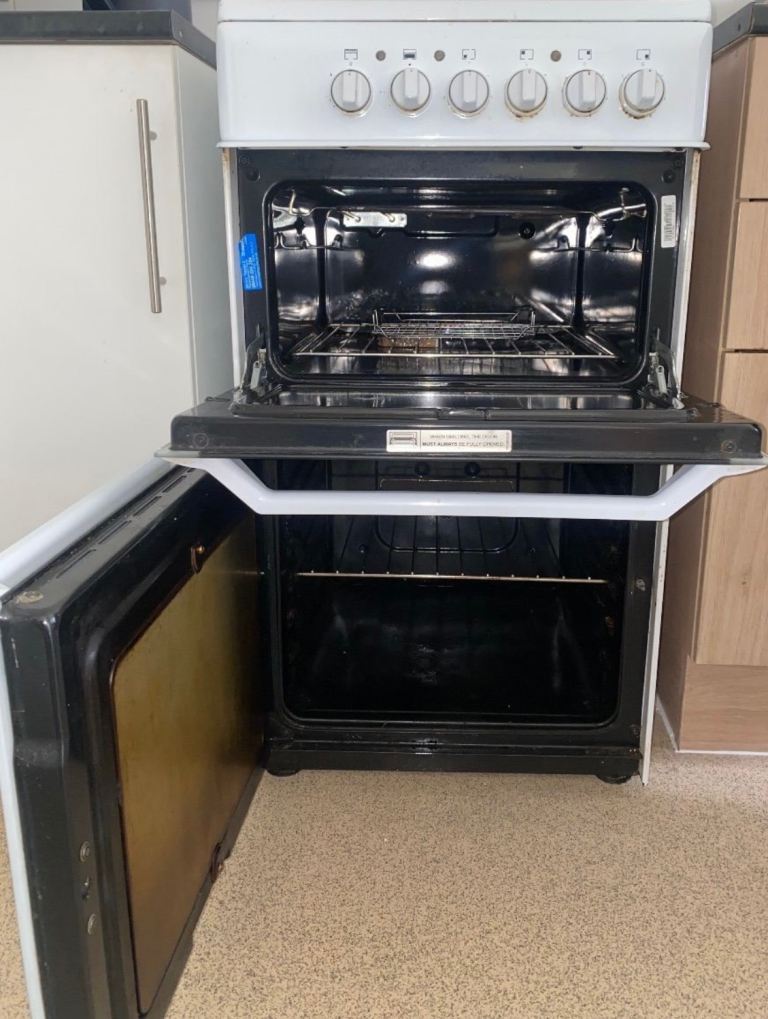 Indesit Cooker (urgent) - £75