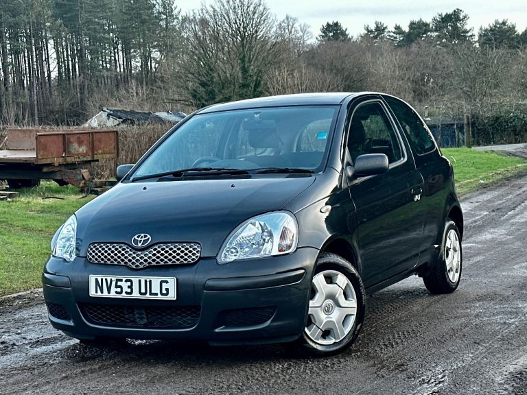 AUTOMATIC Toyota Yaris 1.0 Petrol - Great condition - NO ADVISORIES - Android Screen - Reverse Cam