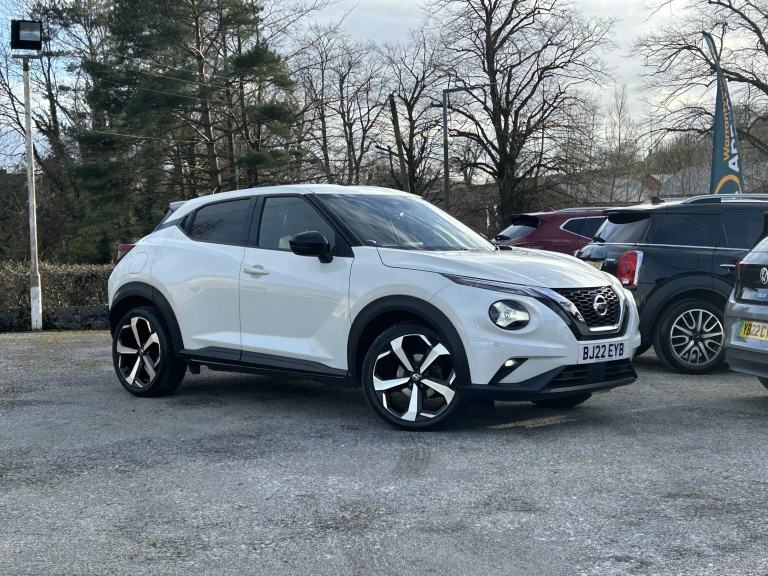 NISSAN JUKE 1.0 DIG-T Tekna White Manual Petrol 2022