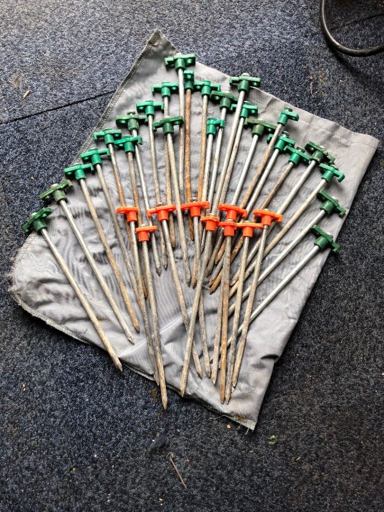 Secure 34 hard ground tent pegs