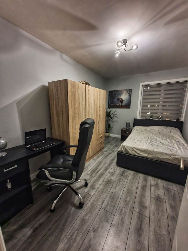 Private Room For Rent