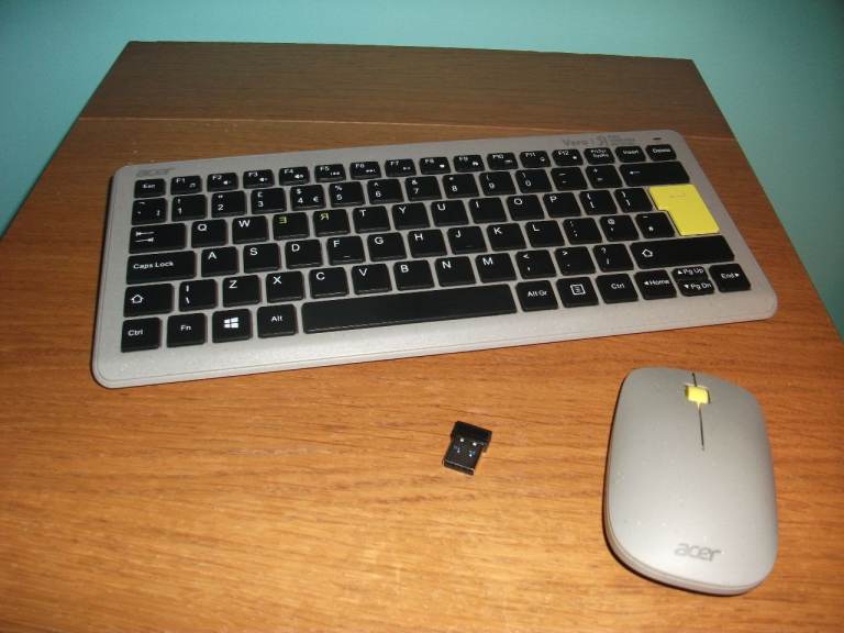 Acer AKR121 Wireless Keyboard and Mouse – Eco-Friendly Design