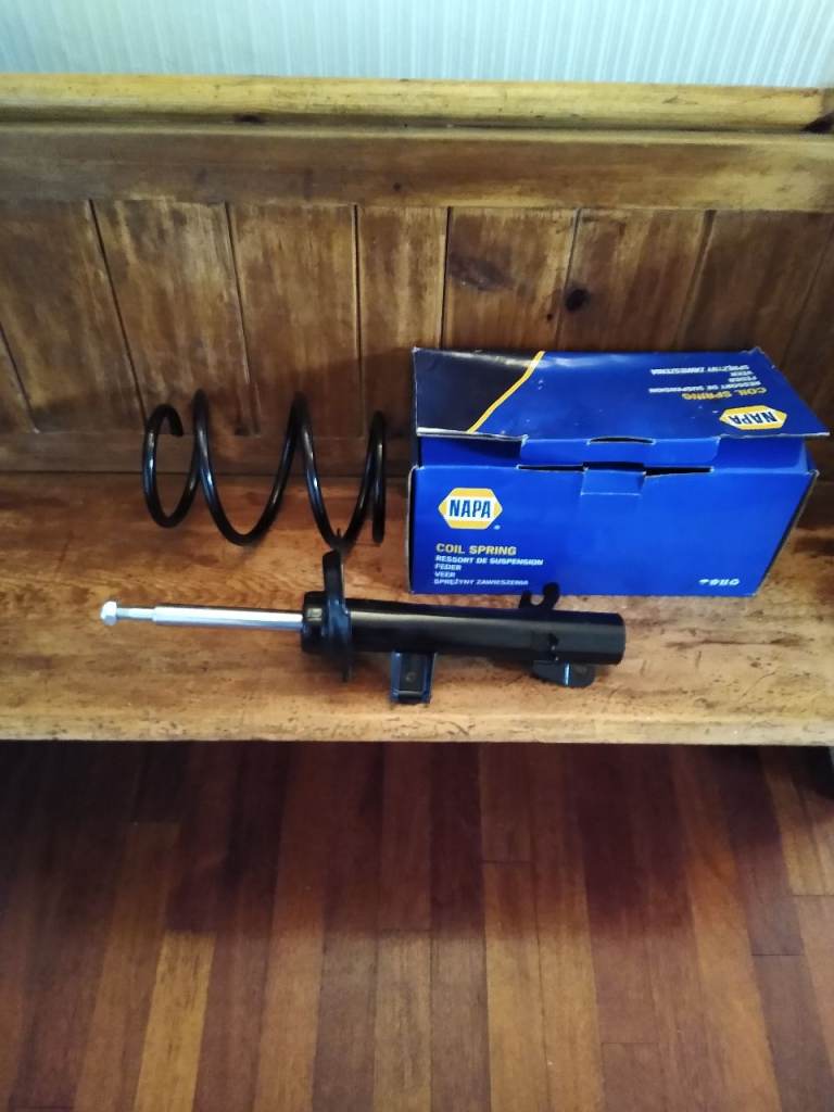 Mini One R50 Hatch Years 2001-06 front coil spring and shock absorber.
