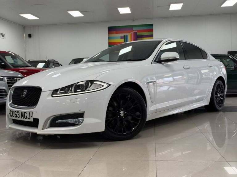 2013 Jaguar XF 2.2d Sport Saloon 4dr Diesel Auto Euro 5 (s/s) (200 ps) Saloon Diesel Automatic